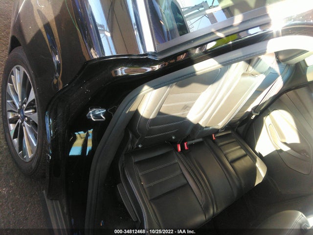 2018 Ford C-Max, VIN: 1FADP5DU9JL105066