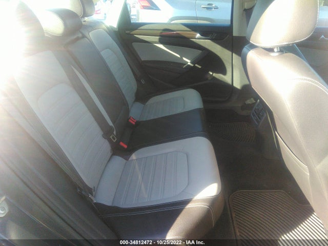 1VWBT7A30FC049138 Volkswagen Passat 1.8t Sport