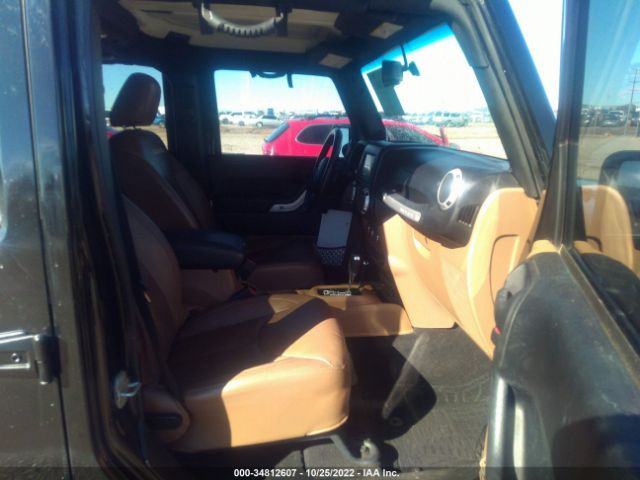 1C4BJWEG4EL278727 Jeep Wrangler Unlimited Sahara