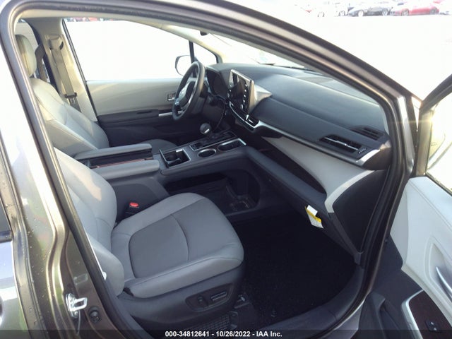 2022 Toyota Sienna, VIN: 5TDYRKEC1NS106386