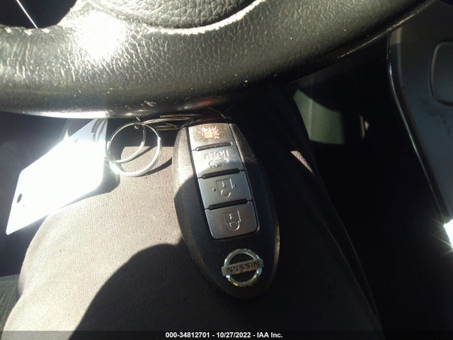 2015 NISSAN SENTRA SV VIN: 3N1AB7AP4FY368010