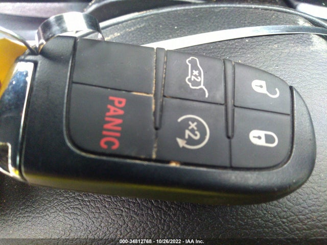 2022 Jeep Compass, VIN: 3C4NJDBB2NT132910