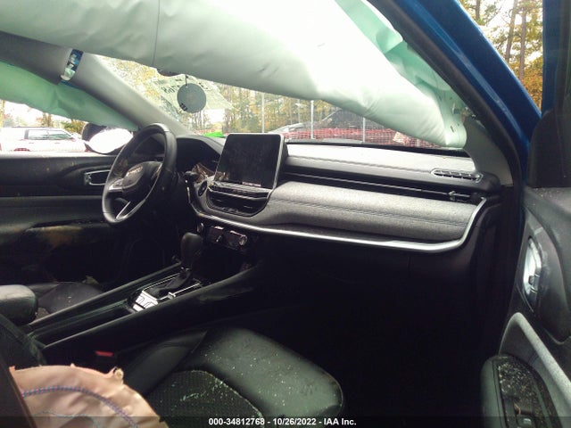 2022 Jeep Compass, VIN: 3C4NJDBB2NT132910