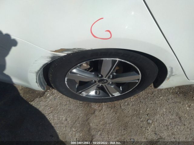 3KPFL4A7XJE200218 KIA FORTE LX