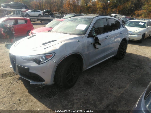 ZASPAKAN4L7C84947 Alfa Romeo Stelvio Sport