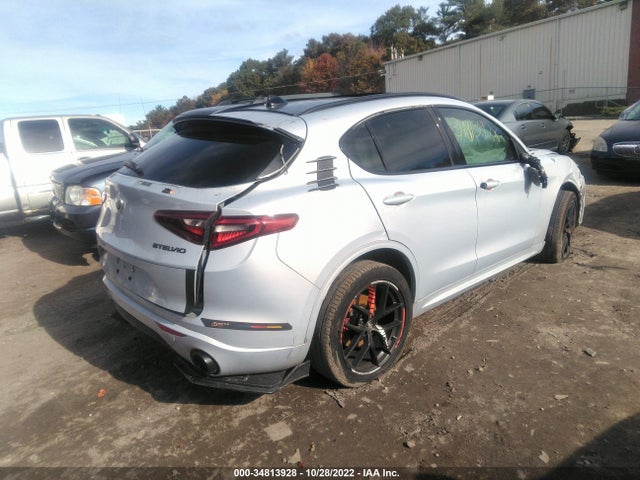 ZASPAKAN4L7C84947 Alfa Romeo Stelvio Sport