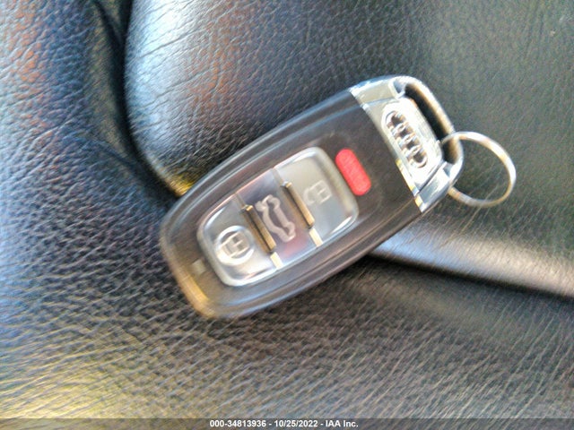 2015 Audi A4, VIN: WAUFFAFLXFN042975