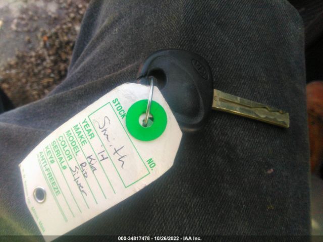 KNADM4A37E6392904 KIA RIO LX