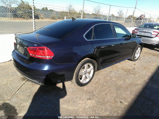 2015 Volkswagen Passat, VIN: 1VWAT7A34FC095793