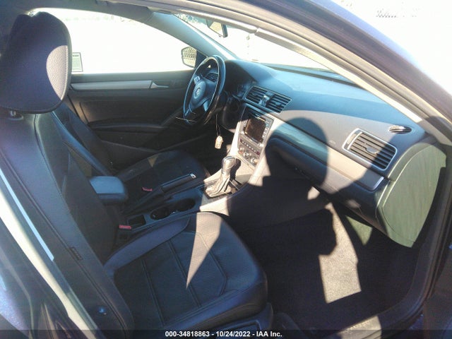 2015 Volkswagen Passat, VIN: 1VWAT7A34FC095793