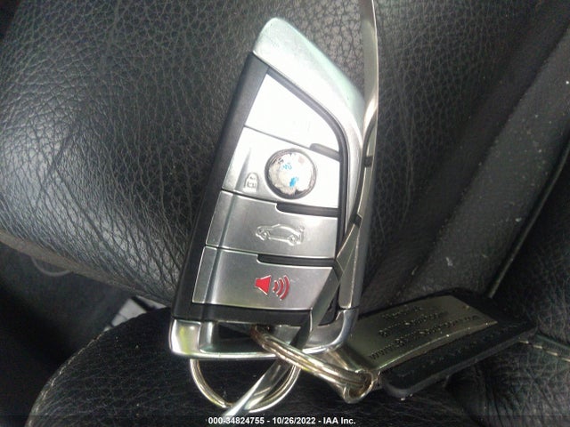 2019 BMW 5 Series, VIN: WBAJE5C52KWW12255