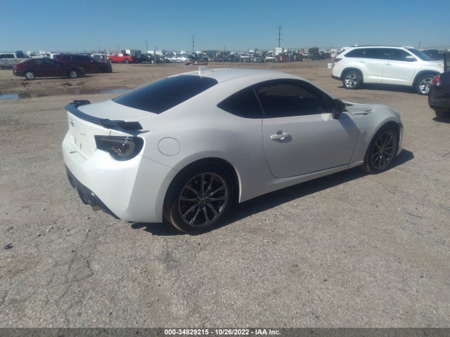 2017 Toyota 86, VIN: JF1ZNAA19H8707672