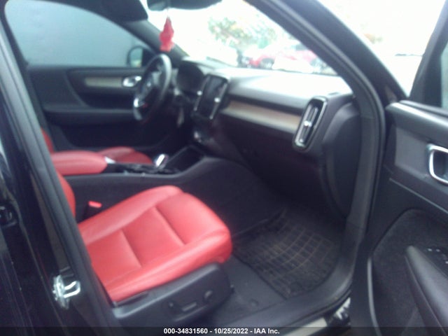 2019 Volvo XC40, VIN: YV4AC2HL2K2121476