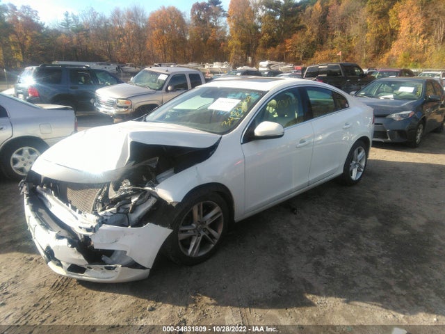 Volvo S60 T5 2014 YV1612FH9E2277980 Image 2