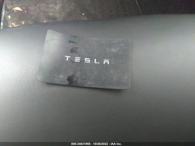 2021 Tesla Model Y, VIN: 5YJYGDEE8MF283989