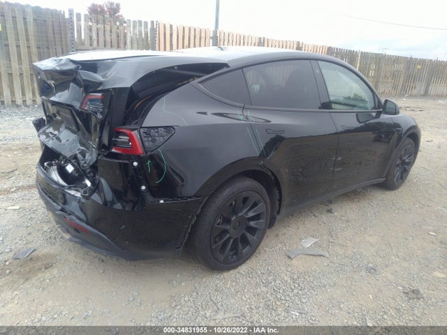2021 Tesla Model Y, VIN: 5YJYGDEE8MF283989