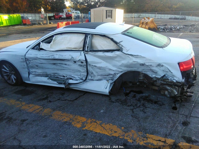 WAUM2AFR5GA029826 Audi A5 Premium Plus