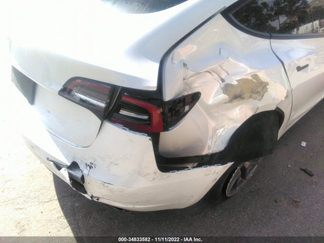Tesla Model 3 Standard Range Plus 2021 5YJ3E1EA4MF996402 Image 4