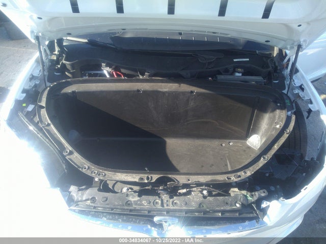 2019 Tesla Model X, VIN: 5YJXCDE24KF192941