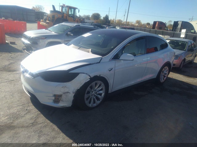 2019 Tesla Model X, VIN: 5YJXCDE24KF192941