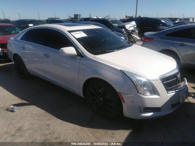 2016 2G61M5S3XG9137639 main image