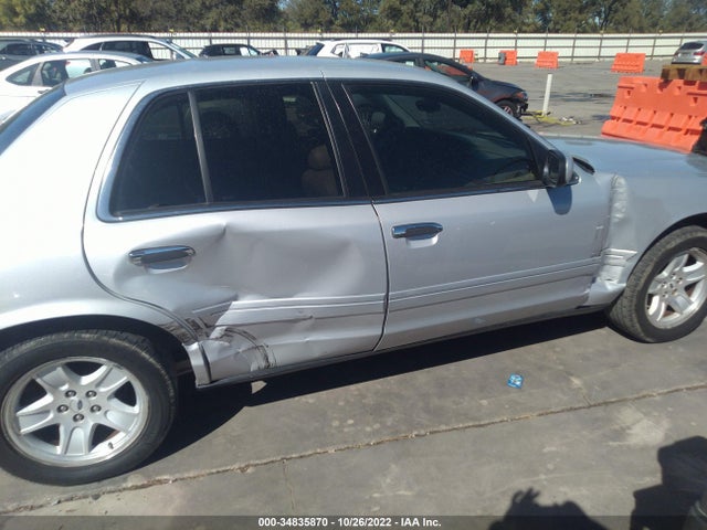 2002 FORD CROWN VICTORIA LX VIN: 2FAFP74W42X100769