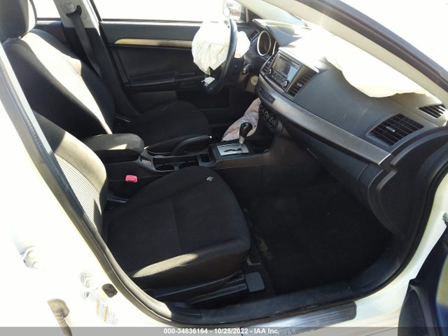 JA32U2FU8FU023304 Mitsubishi LANCER ES