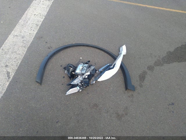 Tesla MODEL X 2022 7SAXCDE58NF343250 Image 3
