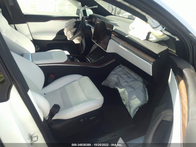 Tesla MODEL X 2022 7SAXCDE58NF343250 Image 6