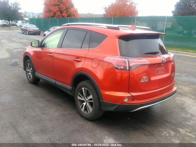 2016 TOYOTA RAV4 XLE VIN: JTMRFREVXGJ072715