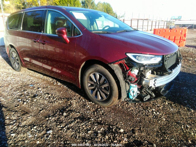 2022 Chrysler Pacifica Hybrid, VIN: 2C4RC1L72NR137094