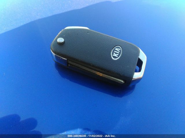 KNDEUCAA9M7135560 KIA SELTOS S