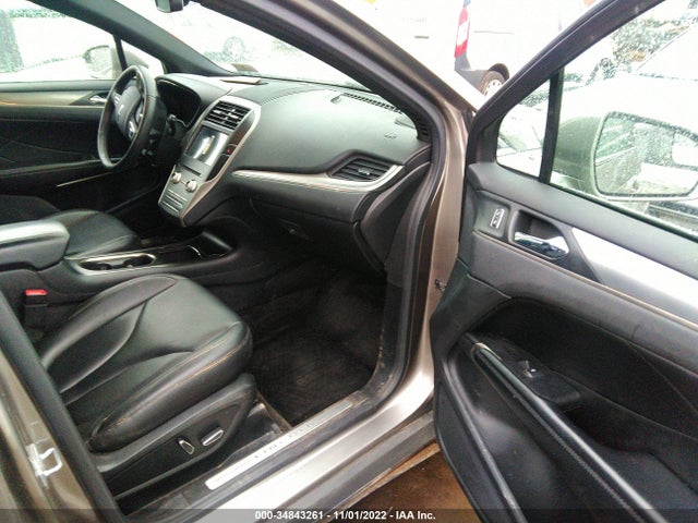 2016 Lincoln MKC, VIN: 5LMCJ1D91GUJ27084