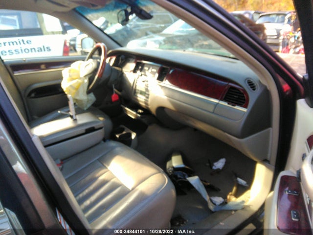 Lincoln Town Car 2003 1LNHM82W83Y608020 Image 6