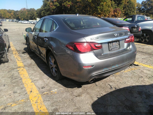 2017 Infiniti Q70, VIN: JN1BY1AP7HM741112