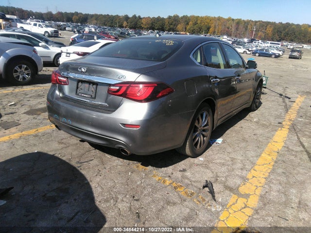2017 Infiniti Q70, VIN: JN1BY1AP7HM741112