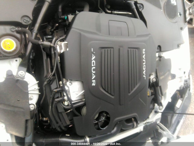 2017 Jaguar F-TYPE, VIN: SAJWJ6BV1H8K46167