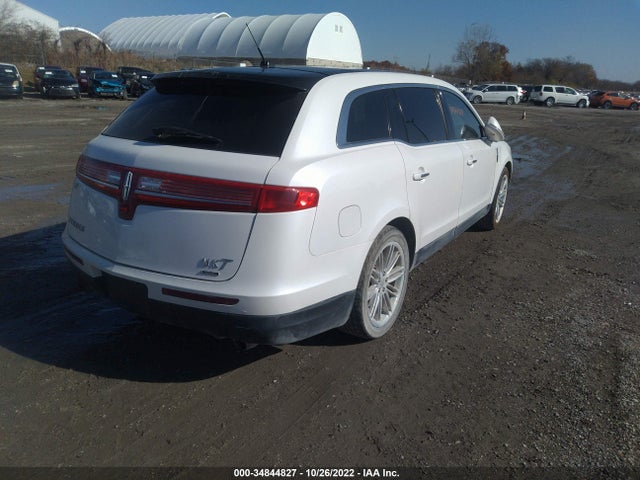 2014 Lincoln MKT, VIN: 2LMHJ5AT9EBL52425