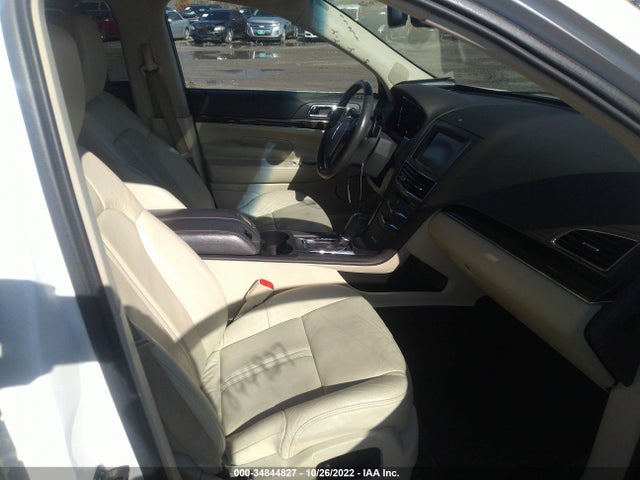 2014 Lincoln MKT, VIN: 2LMHJ5AT9EBL52425