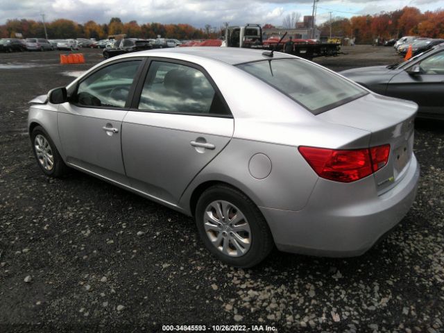 KNAFU4A24D5722177 KIA FORTE EX