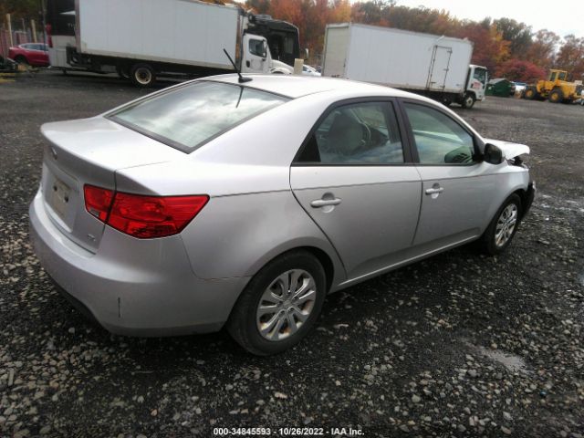 KNAFU4A24D5722177 KIA FORTE EX