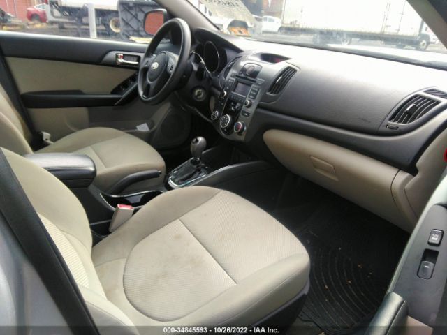 KNAFU4A24D5722177 KIA FORTE EX