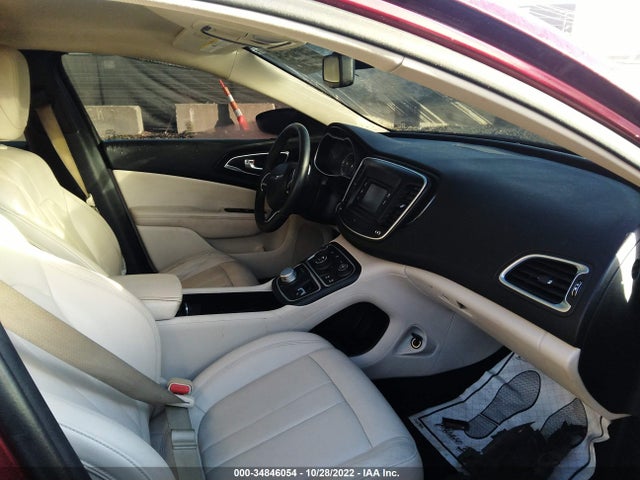1C3CCCEG8FN540949 Chrysler 200 C