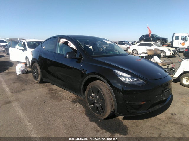 Tesla Model Y Long Range 2021 5YJYGDEE4MF276229 main image