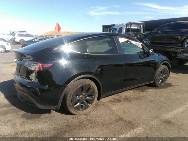 Tesla Model Y Long Range 2021 5YJYGDEE4MF276229 Image 4