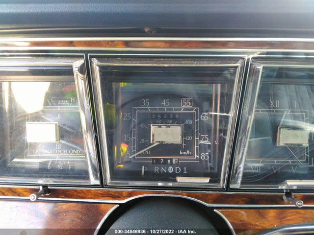 1984 LINCOLN TOWN CAR VIN: 1LNBP96F6EY681595