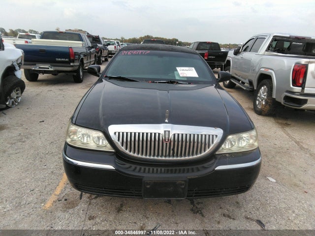 Lincoln Town Car Executive Pkg 2004 1L1FM81W44Y677461 Image 11