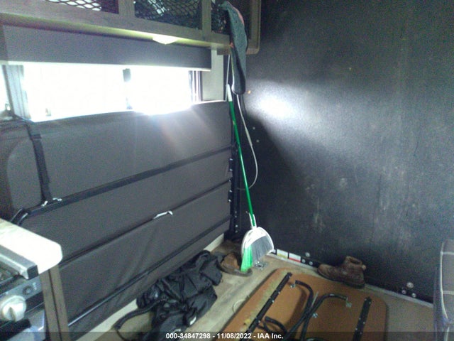 2021 JAYCO JAYFL184BH VIN: 1UJBJSBN4M1790056