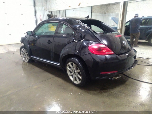 2012 VOLKSWAGEN BEETLE 2.5L W/SOUND/NAV PZEV VIN: 3VWJP7ATXCM658375