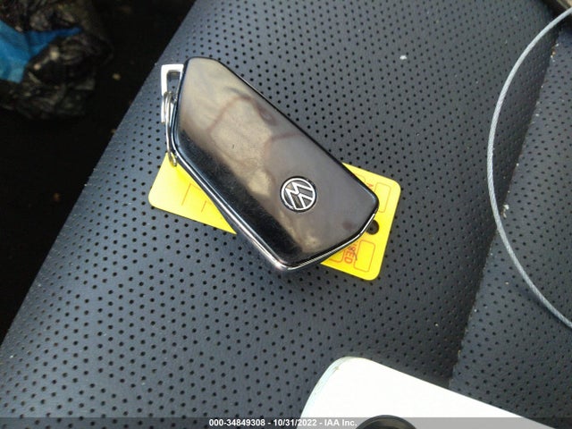 2021 Volkswagen ID.4, VIN: WVGKMPE24MP034306